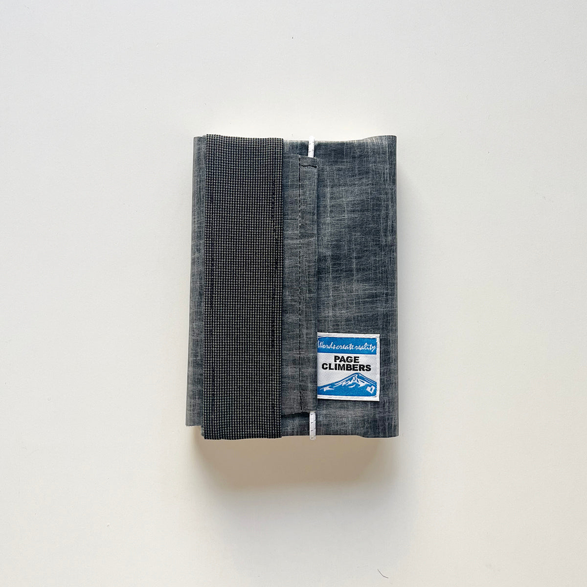 【入荷】Page-Climbers ブックカバー "2nd Stitch" 文庫サイズ